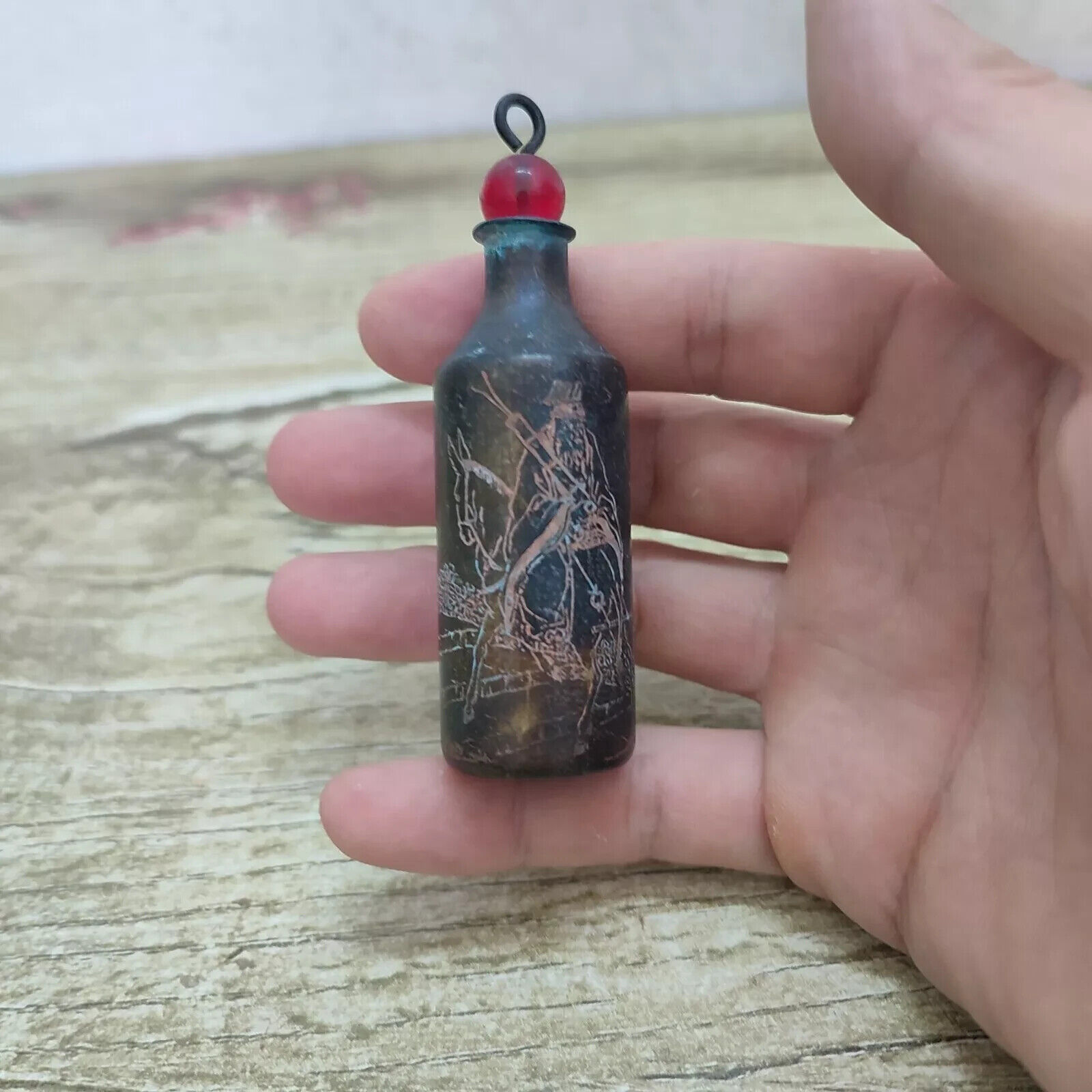 จีนโบราณ Vintage ทองแดงแกะสลัก - Vintage Collectible Bottles บทวิจารณ์และราคา