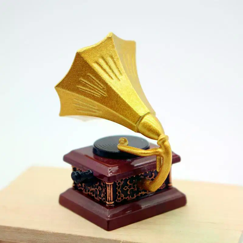 โมเดลเครื่องเล่นแผ่นเสียงวินเท - Vintage Collectibles บทวิจารณ์และราคา